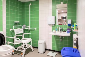 Iedere kamer heeft een eigen badkamer