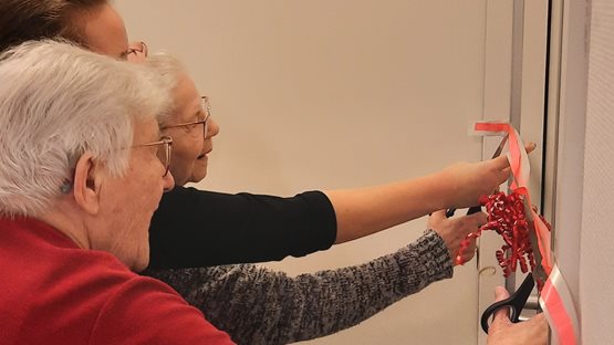 Cliëntenraad opent nieuwe huiskamer Het Grotenhuis